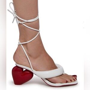 Heartless Being Wrap Heels White Red Sz 7 Valentines Hearts Cupid Love NWOT